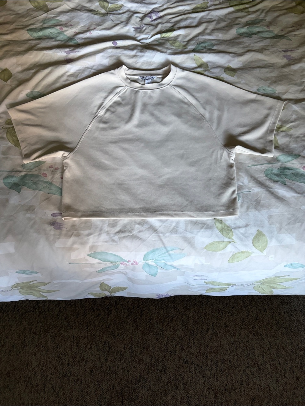 Athleta Cream Short Sleeve Relaxed Crop Top size Us XS